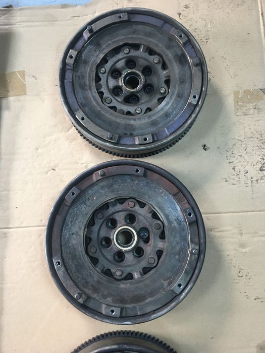 Kit ambreiaj, volanta masa dubla Bmw E90/ E91/ E92/ E93/ E87/ E81 2.0i