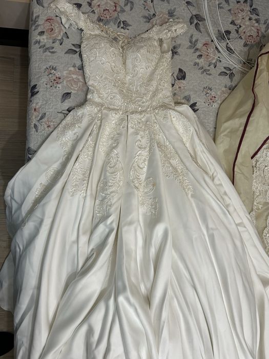 Продавам Булченска рокля