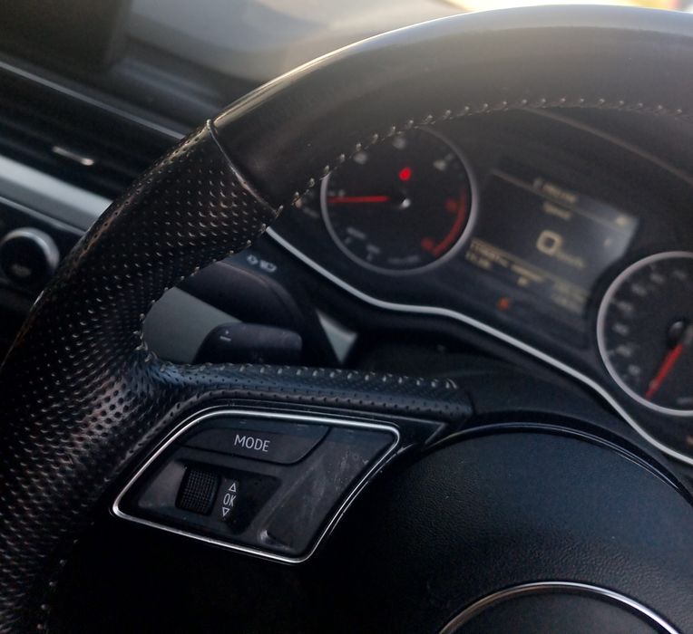 Volan s-line cu padele audi a4 a5 q5 b9 an 2016 pana 2020