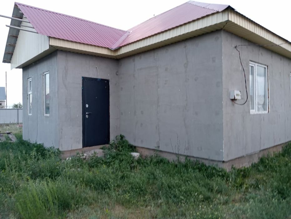 Продам дом в круглоозёрном в черновом варианте.