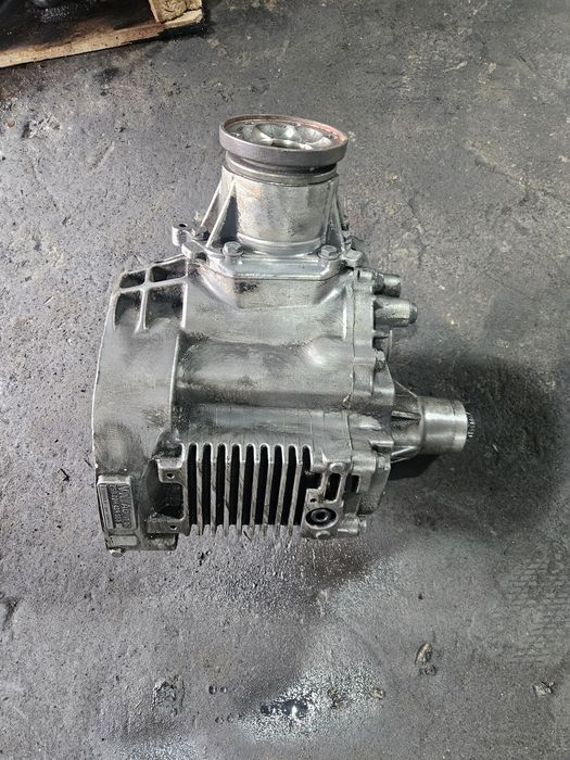 Раздатка за VW T5 2.5tdi  131к.с. 4x4 6скорости