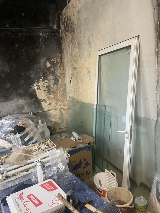 Vînd usă termopan si geam termopan dimensiune  215/100 deschidere drea