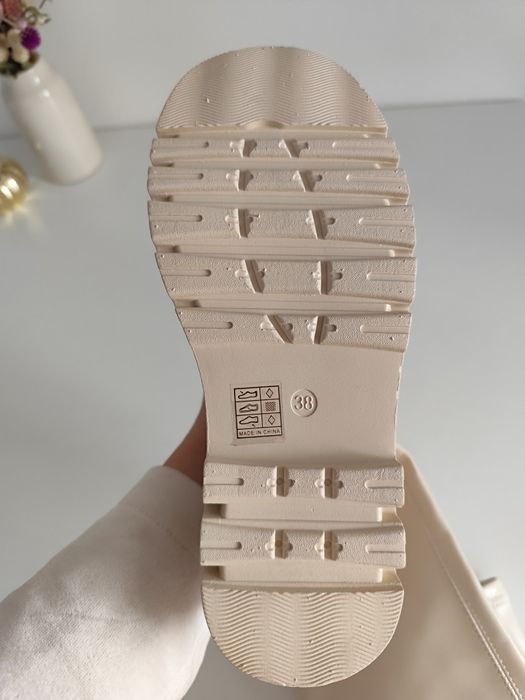 Cizme lungi peste genunchi bej