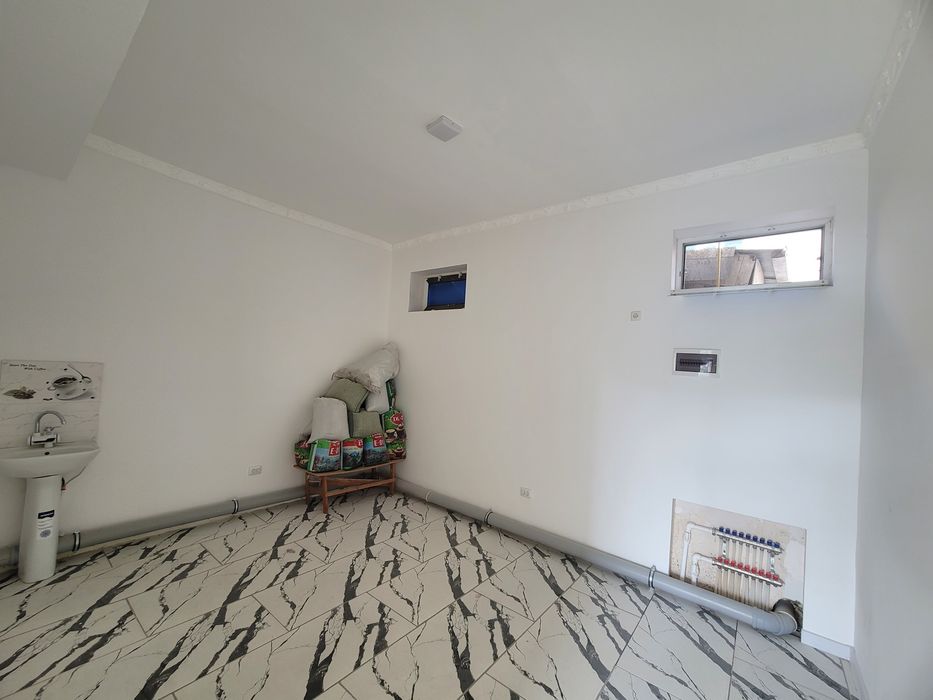 2 xonadan iborat bo'lgan jami 50m²lik office ijaraga beriladi