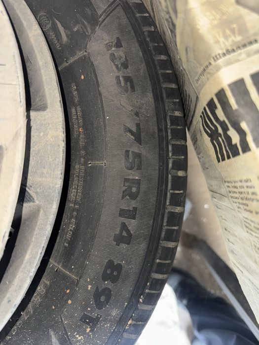 Летнии комплект шины