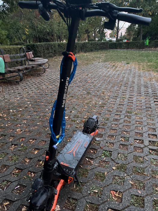 Vând trotinetă kukirin G2 pro