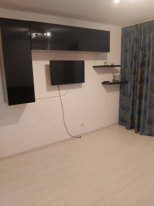 Inchiriez Apartament 2 camere
