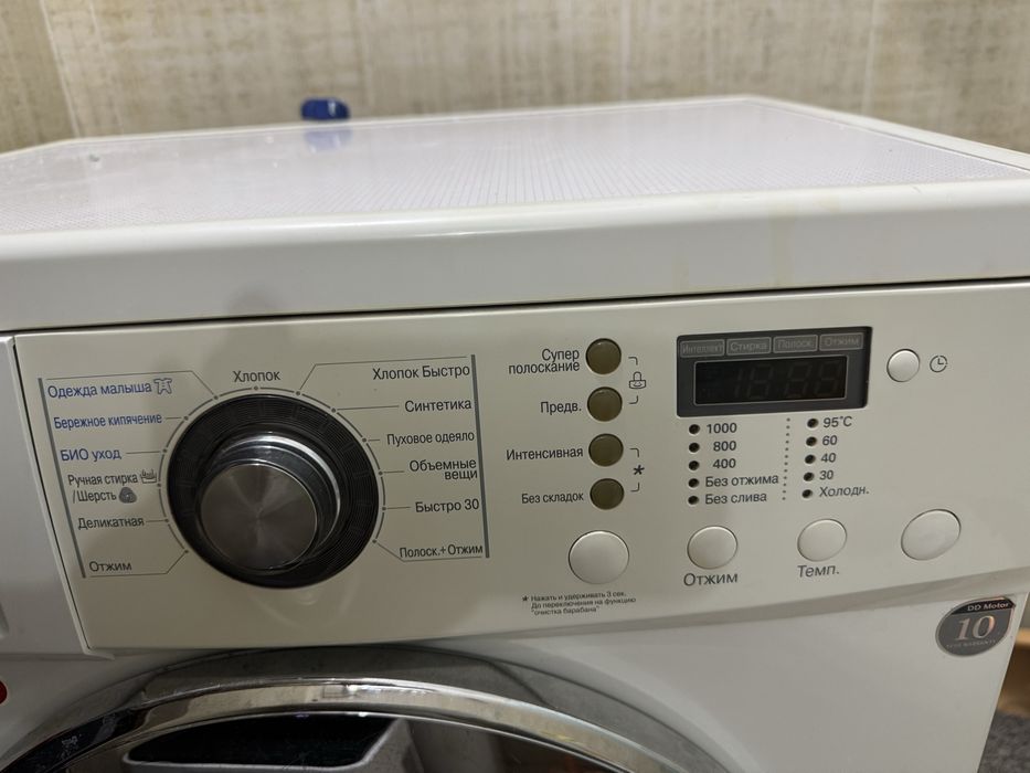 Продам стиральную машину