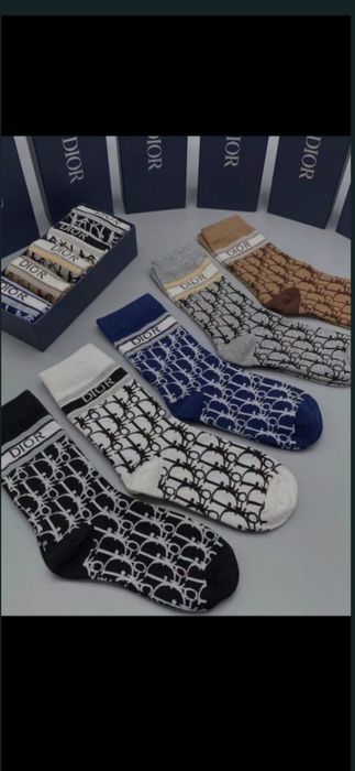 Șosete Christian Dior,  modele 2026, preț ptr o pereche