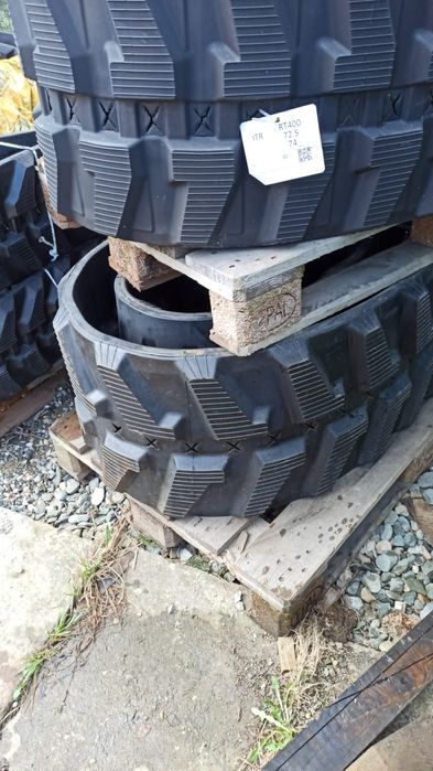 Senile de cauciuc cu perii de capat