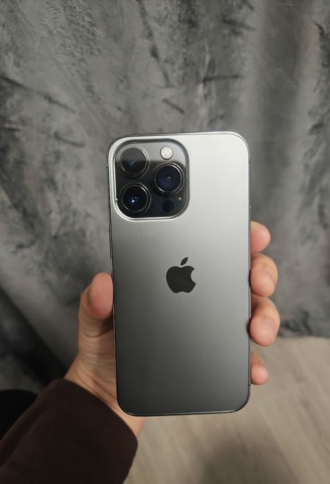 iPhone 13 pro всё оригинал