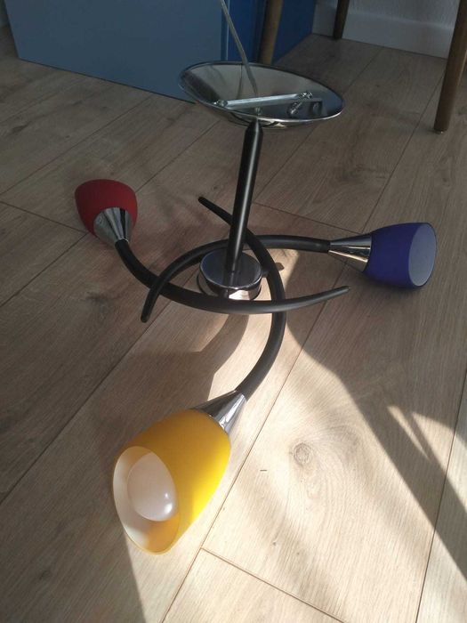 Люстра в хорошем состоянии