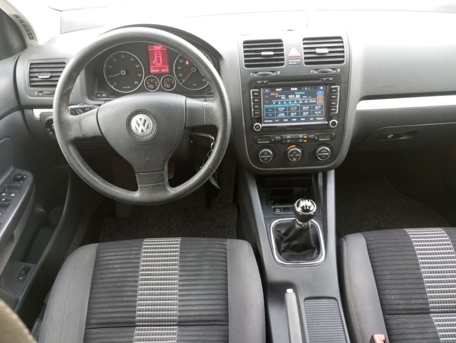 Volkswagen golf v 2009 1.4 benzină.United