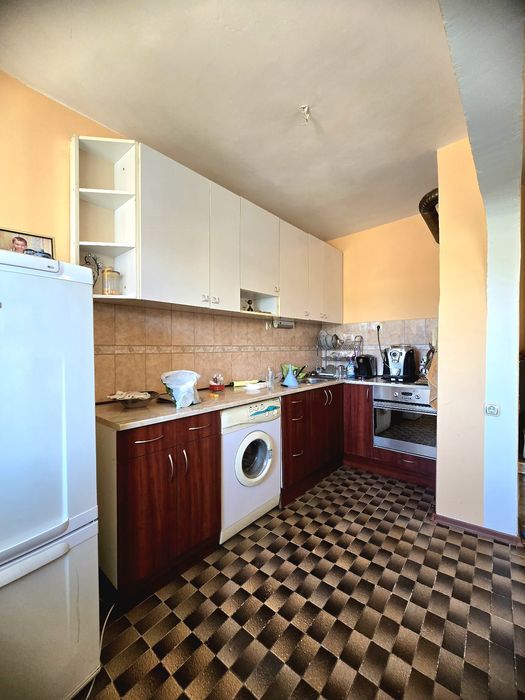 Продава се Четиристаен апартамент в Горна Оряховица - 94 кв.м за 1004 €/кв.м - Снимка #8