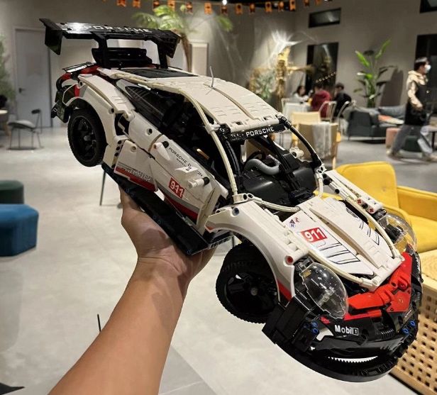 LEGO Technic 42096 - Porsche 911 RSR