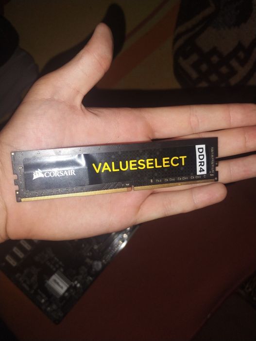 Placa de bază defectă h110 pro BTC+, +i5 7400 .