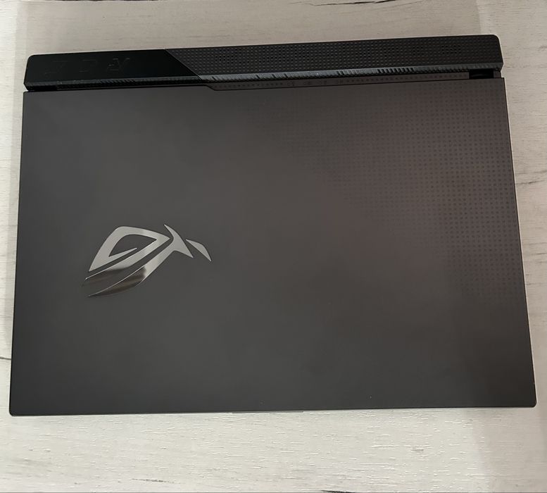 Asus Rog strix ноутбук