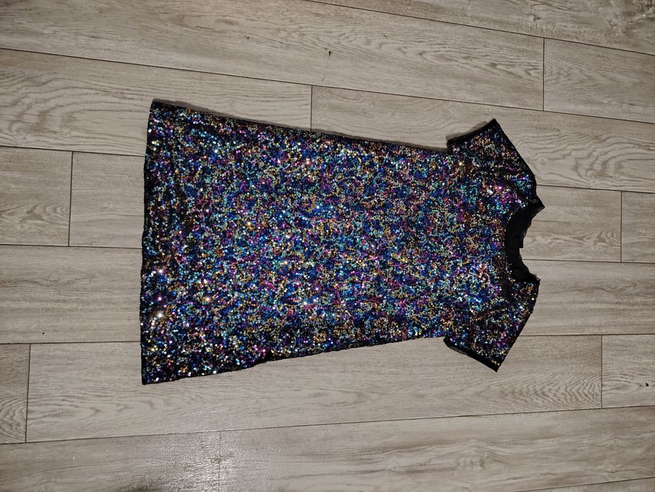 Блестящие платья