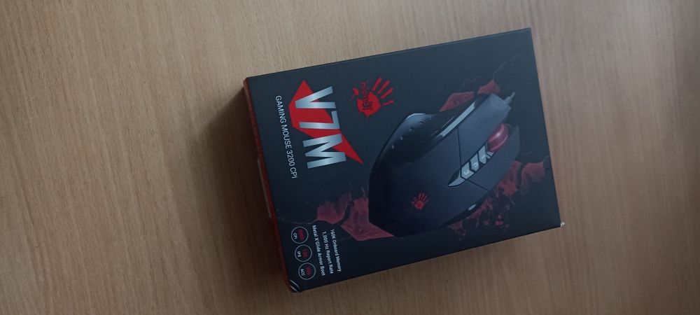 продам мышку bloody v7m в упаковке