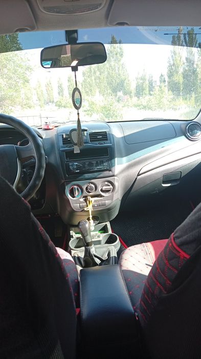 Продам автомобиль лада гранта..