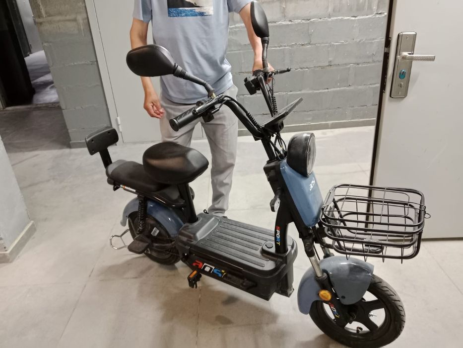 Продам электроскутер