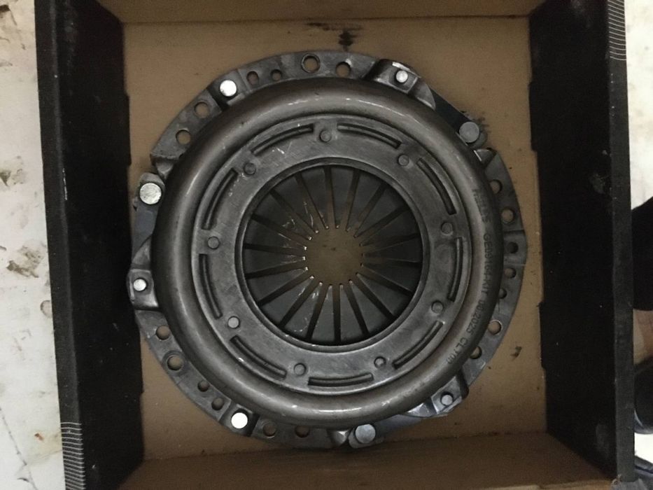 Корзина Ваз приора салынбаган  нови