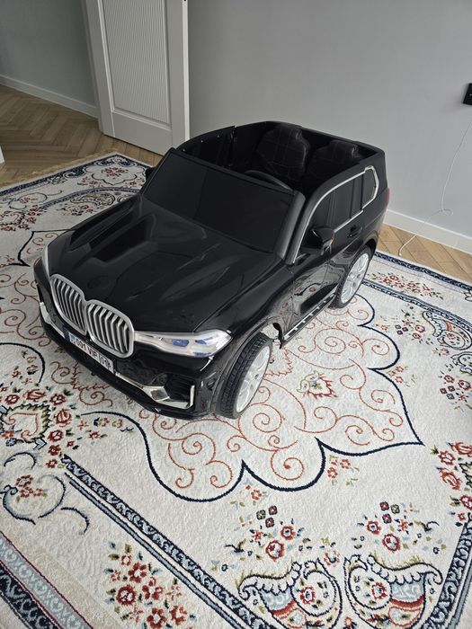 Электромашина с пультом управления