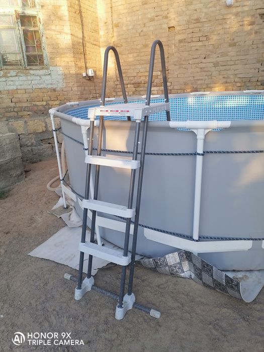 Каркасный бассейн INTEX 370/ 110 см. Новый.