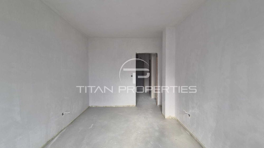 Продава се Тристаен апартамент в Пловдив, Център - 101 кв.м за 2412 €/кв.м - Снимка #1