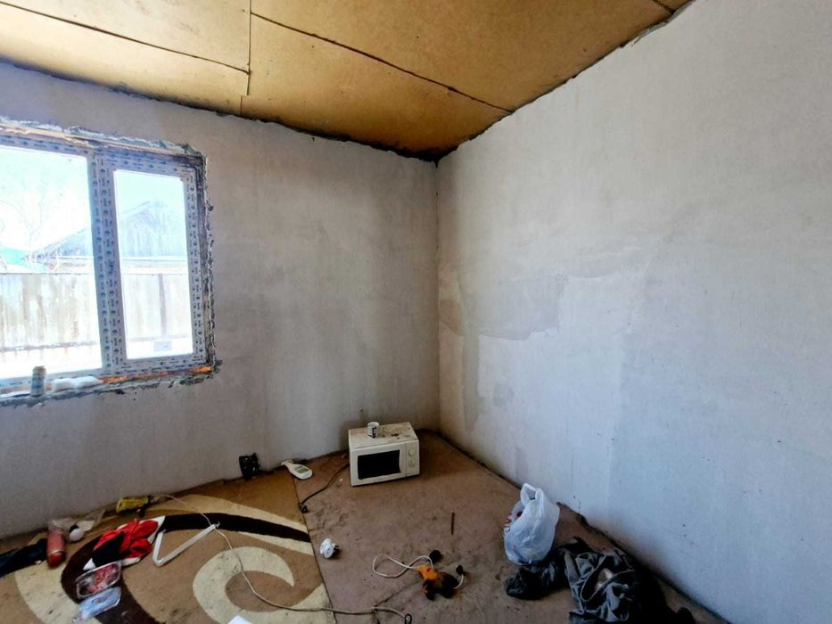 Продам недостроенный дом. Костанай-2.