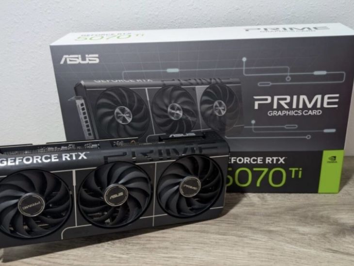 Видеокарта Asus 5070 12 gb