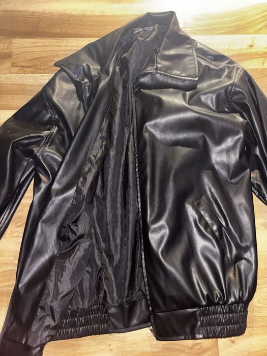 Кожетно baggy яке