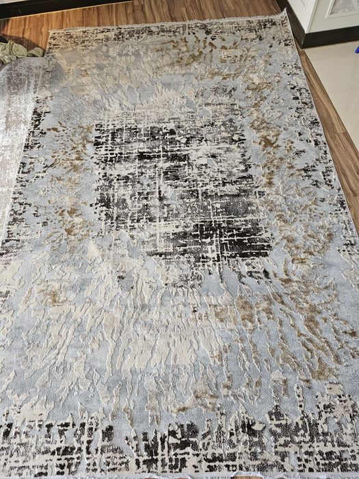 Продам тонкий ковёр