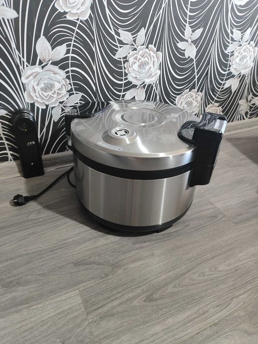 ПРОМО ! YOLLNIA 11 L Мултикукър / Многофункционален уред за готвене !