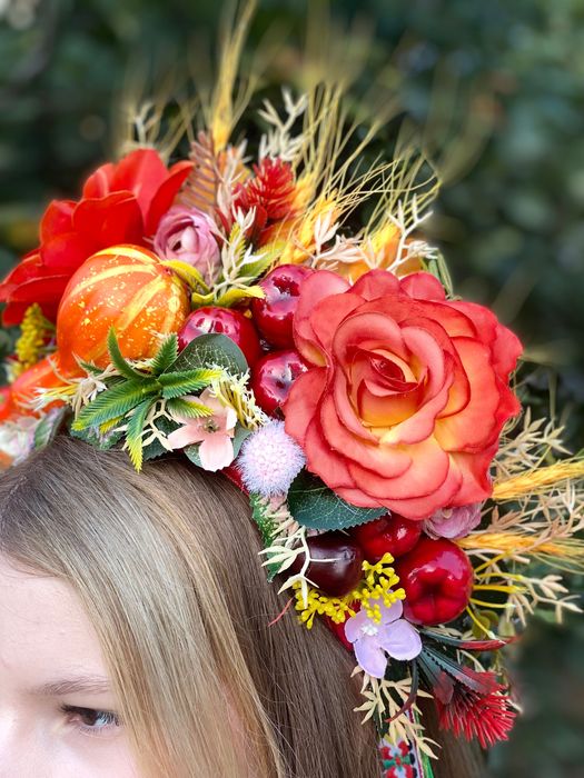 Диадема „Златна есен богата реколта“