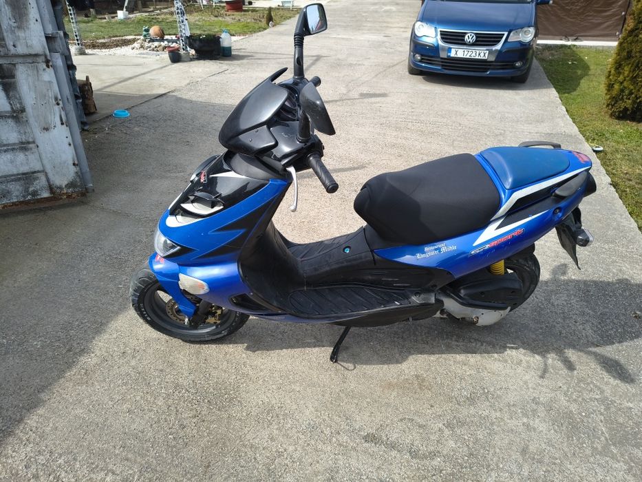 Априлия sr50  двутактов