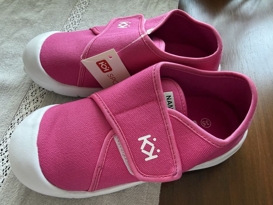 Детски пантофи н. 31, 34, 35