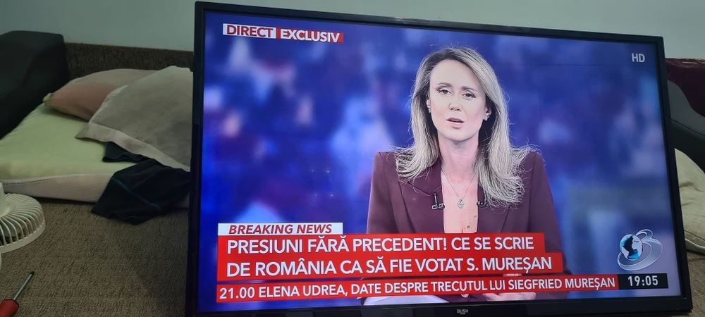 Led tv 102 cm (40 inchi)