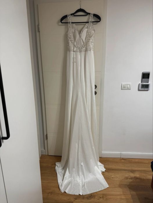 Vand rochie de mireasa