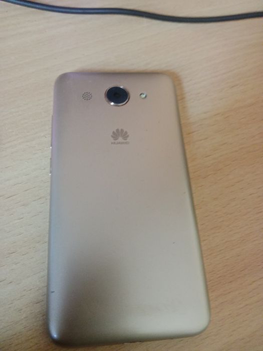 Телефон HUAWEI Y3 2017