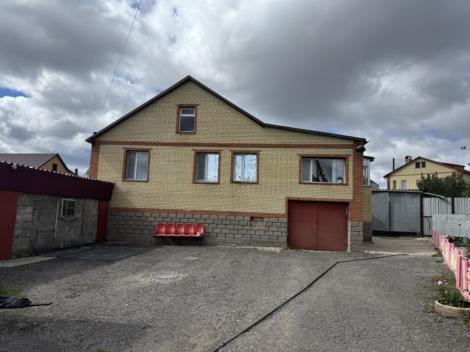 Продается дом в Пришахтинске