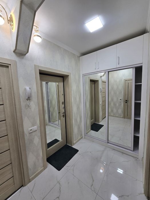 Сдаётся чистая уютная своя квартира с хорошим ремонтом