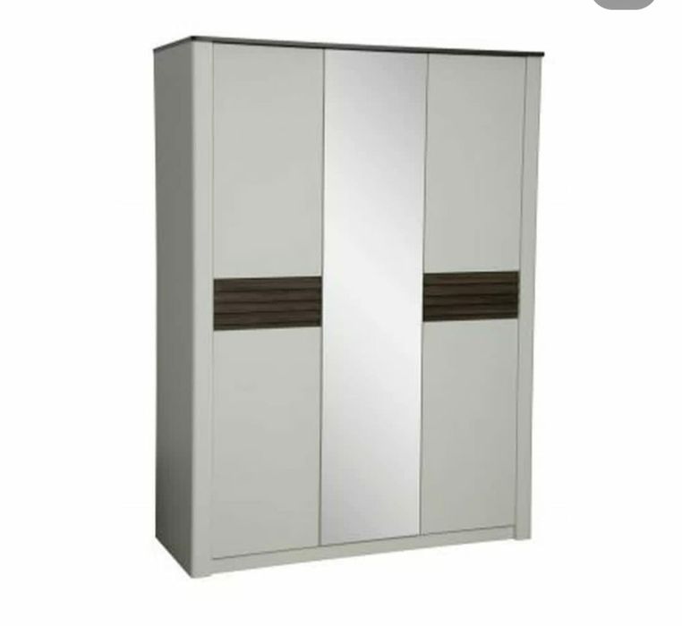 Продам Спальный гарнитур