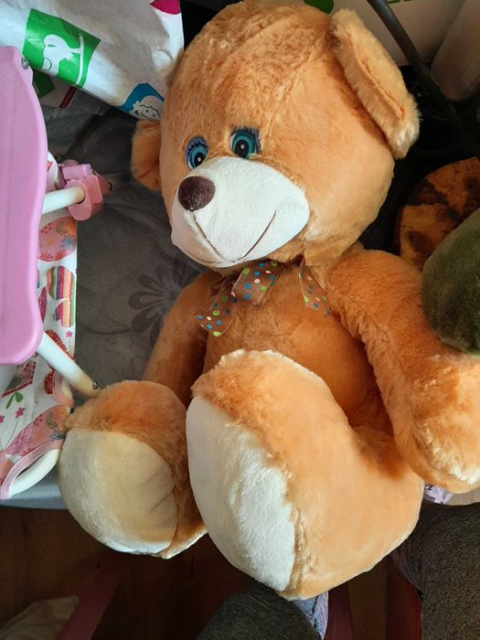 Големи плюшени играчки