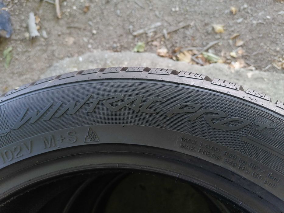 4 бр. Vredestein 225/55R18 DOT 2924