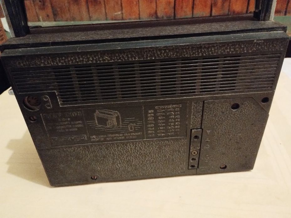 Продавам стар веф