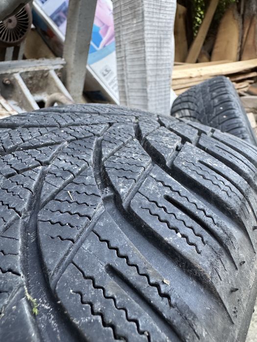 Гуми Lassa snoways 4 с джанти 5х114,3 67,1 мазда
