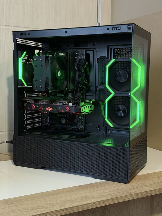 Геймърски компютър i7-6700K, RX580, 16GB RAM