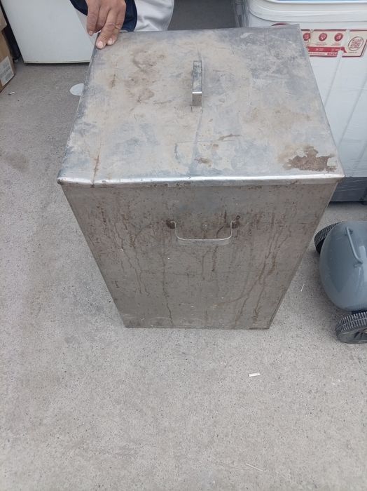 Нержавейка бак больше 200 литров, сотилади продается