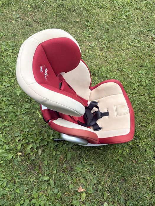 Scaun auto Hapi cu sistem ISOFIX – stare foarte bun